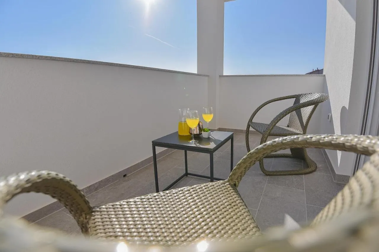 Apartments Noa Sukošan