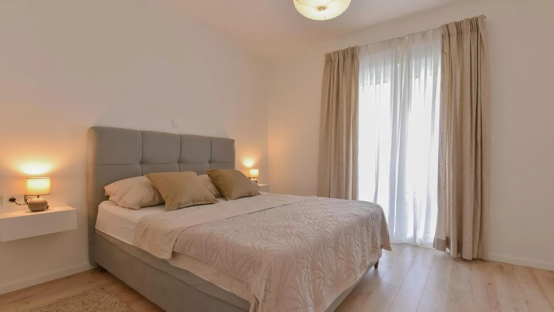 Apartments Noa Sukošan